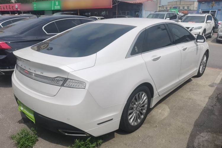 Used Lincoln MKZ 2014 2.0T Luxury Edition Rear Right 45 Deg