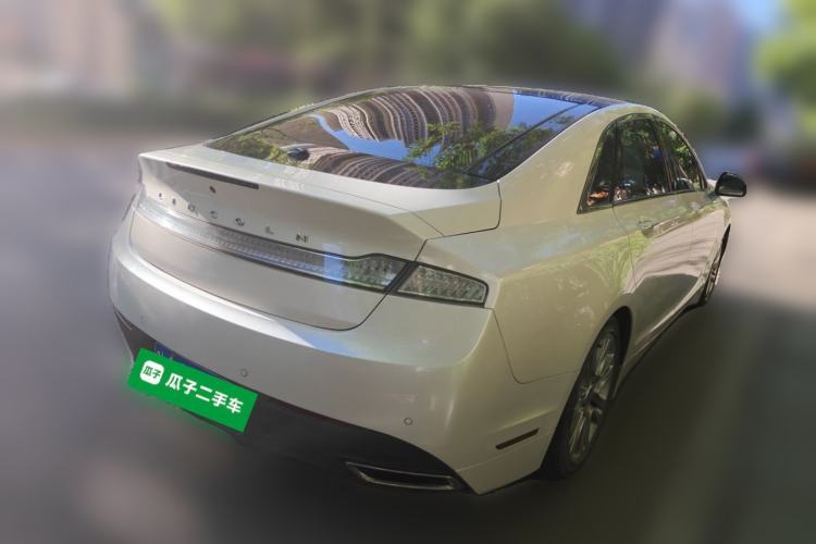 Used Lincoln MKZ 2014 2.0T Luxury Edition Rear Right 45 Deg