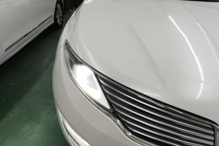 Used Lincoln MKZ 2014 2.0T Luxury Edition Right Front Headlight