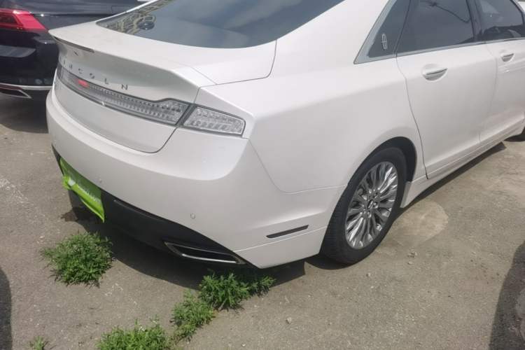 Used Lincoln MKZ 2014 2.0T Luxury Edition Right Rear Taillight