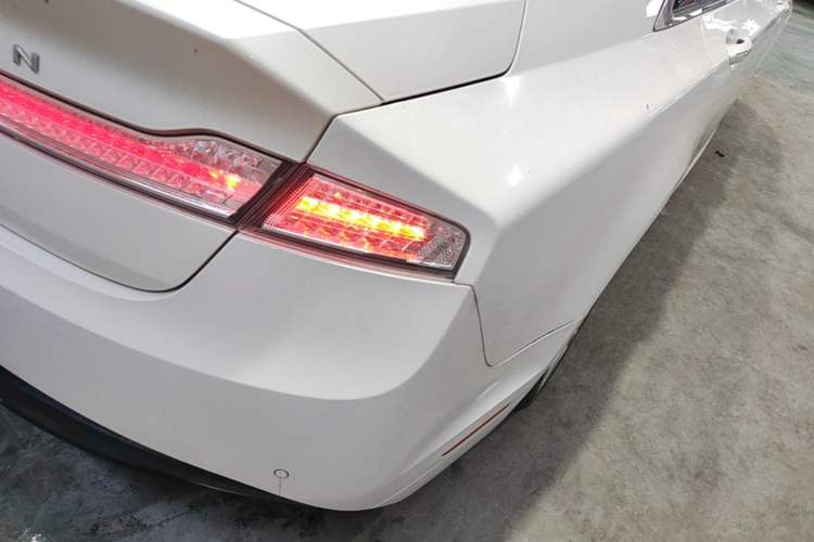 Used Lincoln MKZ 2014 2.0T Luxury Edition Right Rear Taillight