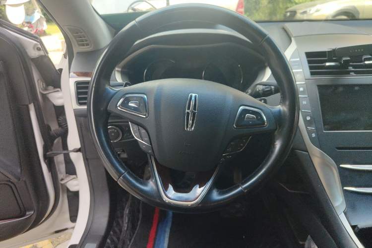 Used Lincoln MKZ 2014 2.0T Luxury Edition Steering Wheel