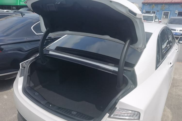 Used Lincoln MKZ 2014 2.0T Luxury Edition Trunk