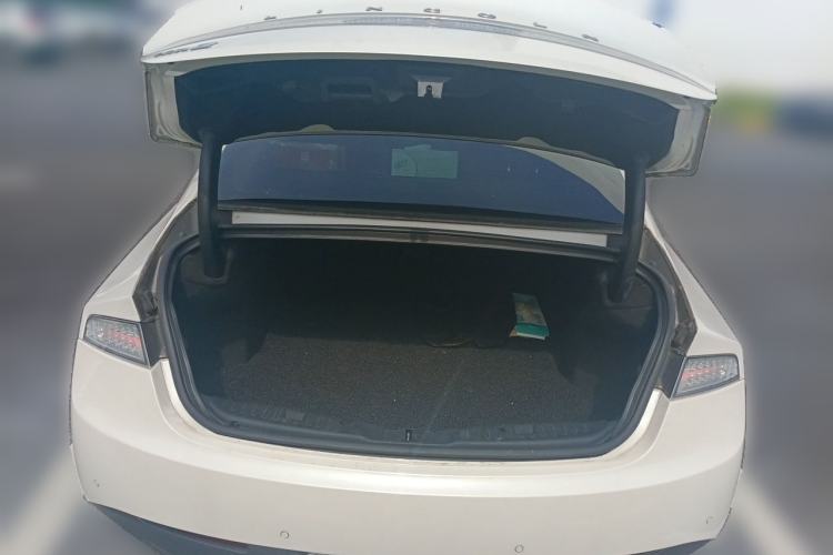 Used Lincoln MKZ 2014 2.0T Luxury Edition Trunk