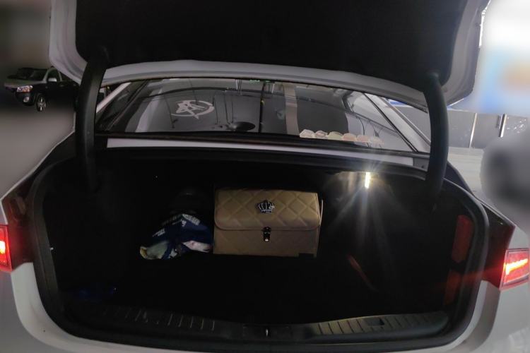 Used Lincoln MKZ 2014 2.0T Prestige Edition Trunk