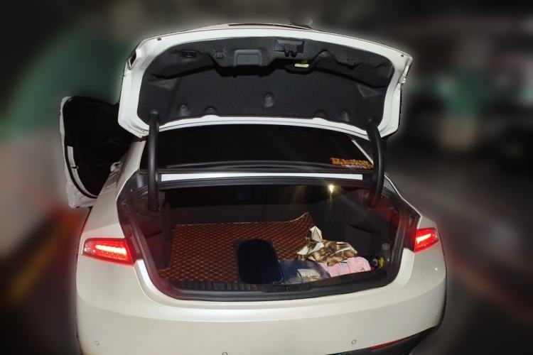Used Lincoln MKZ 2014 2.0T Luxury Edition Trunk