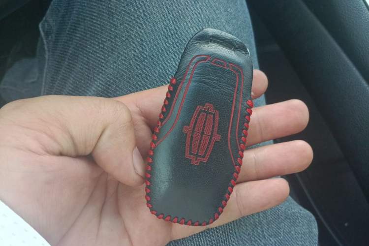 Used Lincoln MKZ 2014 2.0T Luxury Edition Vehicle Key