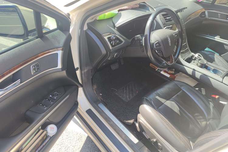 Used Lincoln MKZ 2014 2.0T Luxury Edition Driver Seat