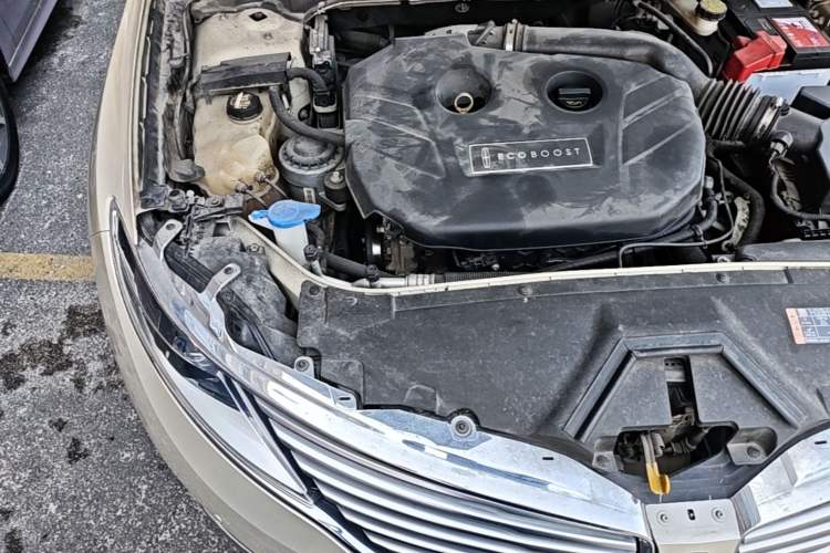 Used Lincoln MKZ 2014 2.0T Luxury Edition Engine Bay Right