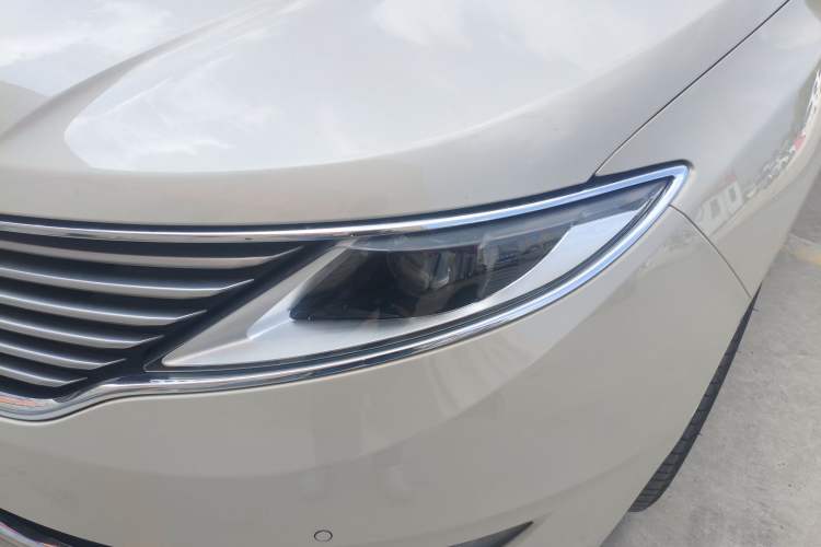 Used Lincoln MKZ 2014 2.0T Prestige Edition Left Front Headlight