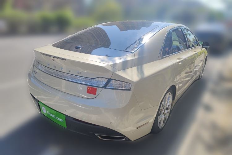 Used Lincoln MKZ 2014 2.0T Luxury Edition Rear Right 45 Deg