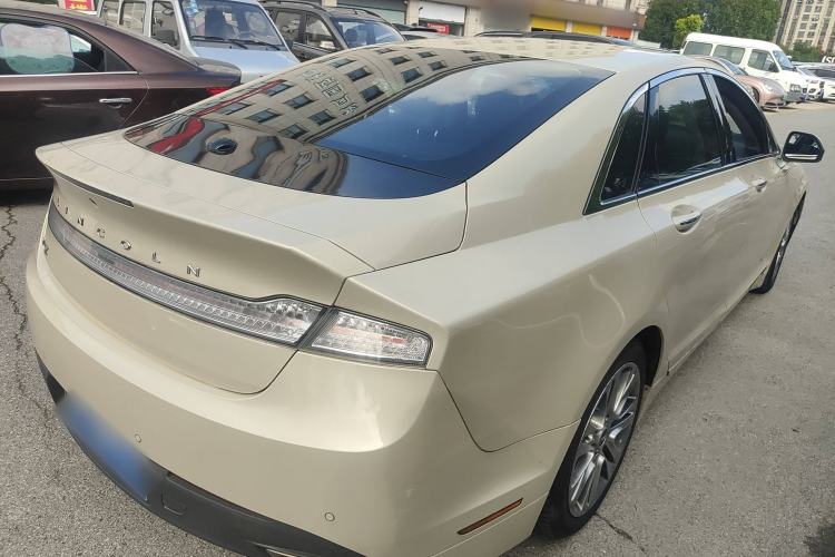 Used Lincoln MKZ 2014 2.0T Luxury Edition Rear Right 45 Deg
