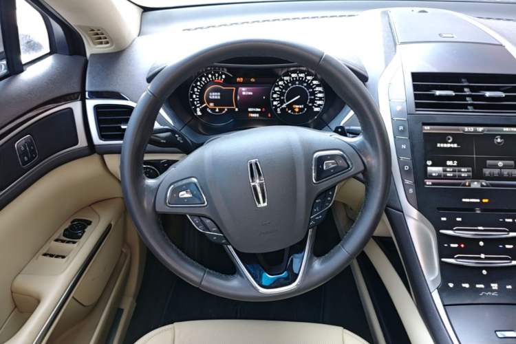 Used Lincoln MKZ 2014 2.0T Luxury Edition Steering Wheel
