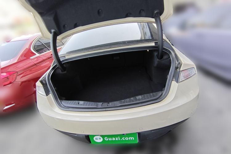 Used Lincoln MKZ 2014 2.0T Luxury Edition Trunk
