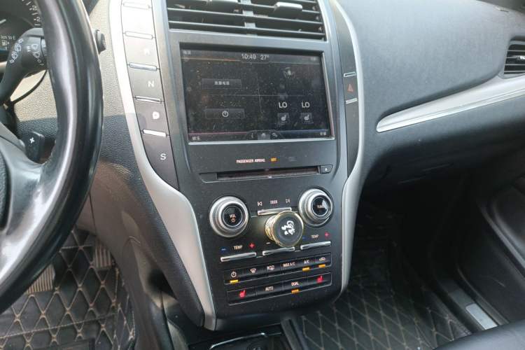 Used Lincoln MKZ 2016 2.0T Premium Edition Audio And AC Panel