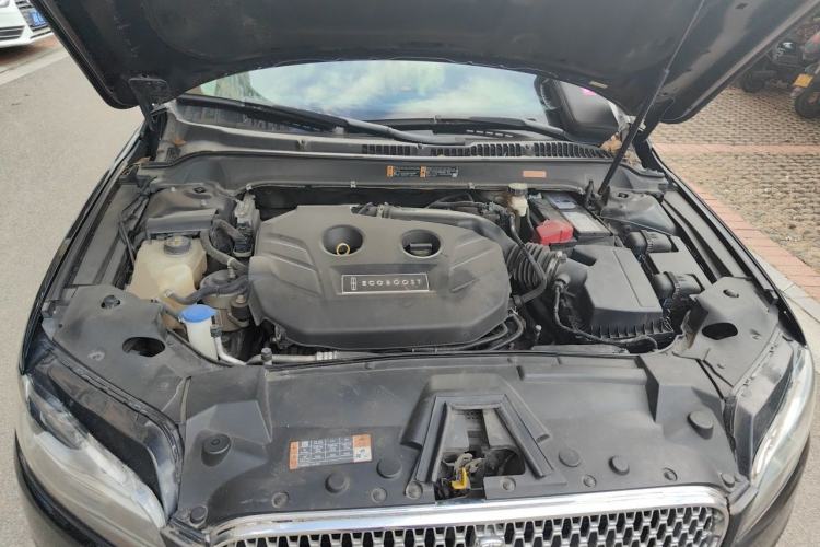 Used Lincoln MKZ 2016 2.0T Premium Edition Engine Bay