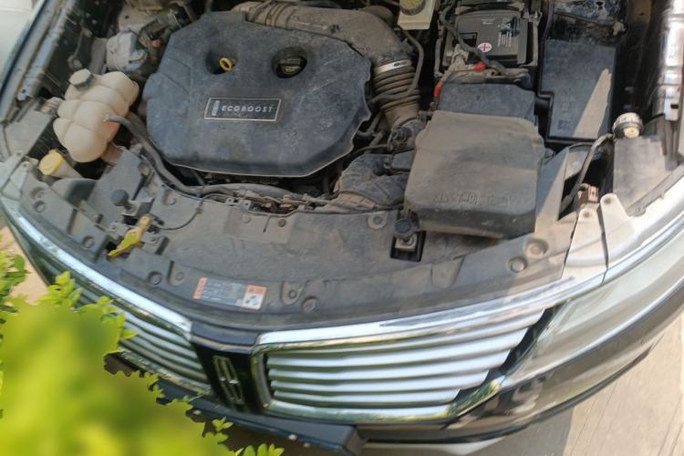 Used Lincoln MKZ 2016 2.0T Premium Edition Engine Bay
