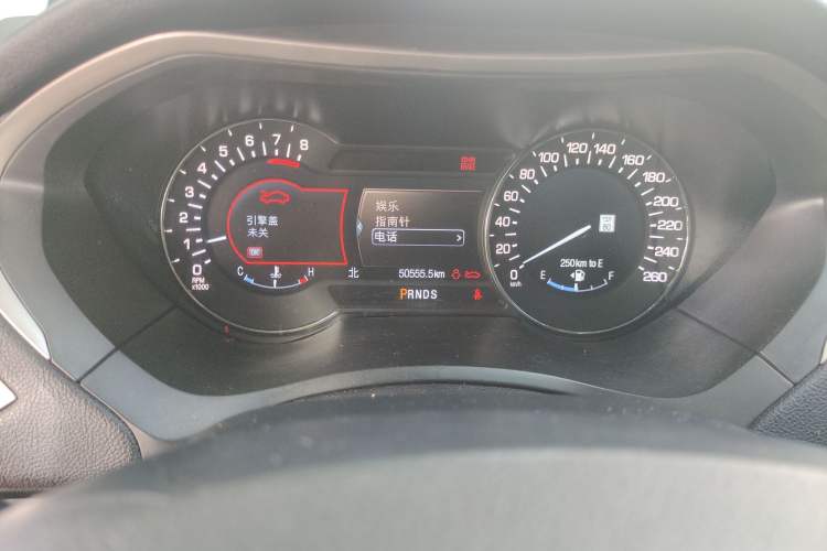 Used Lincoln MKZ 2016 2.0T Luxury Edition Odometer Close Up