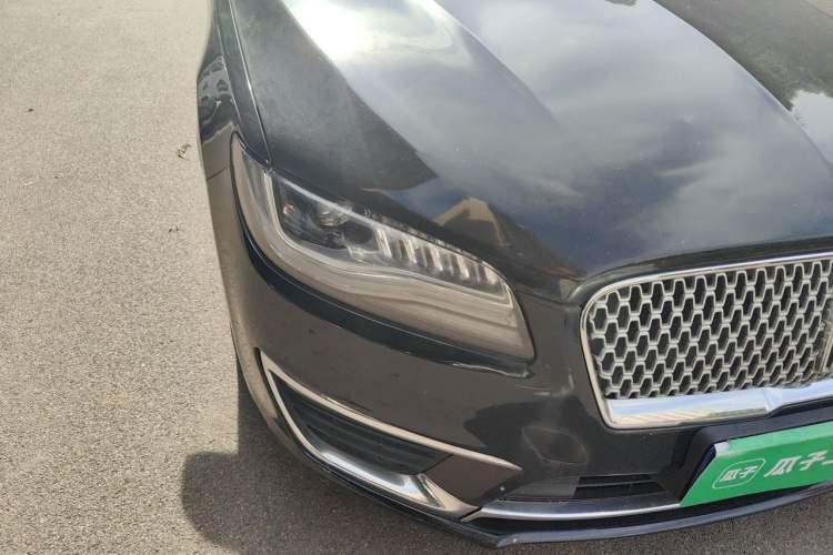 Used Lincoln MKZ 2016 2.0T Premium Edition Right Front Headlight