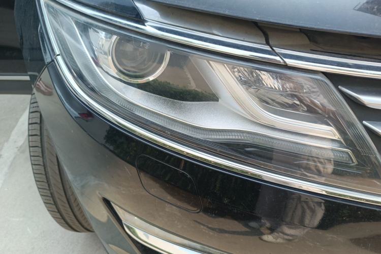 Used Lincoln MKZ 2016 2.0T Premium Edition Right Front Headlight