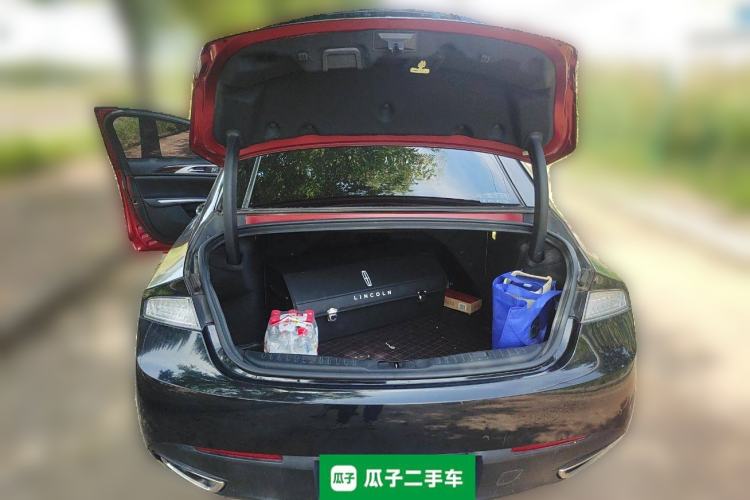 Used Lincoln MKZ 2016 2.0T Luxury Edition Trunk