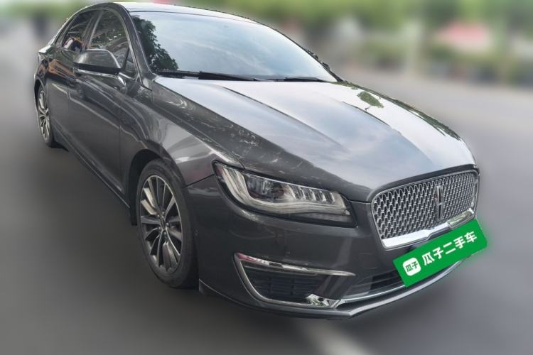 Used Lincoln MKZ 2016 2.0T Luxury Edition Front Right 45 Deg