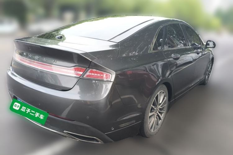 Used Lincoln MKZ 2016 2.0T Luxury Edition Rear Right 45 Deg