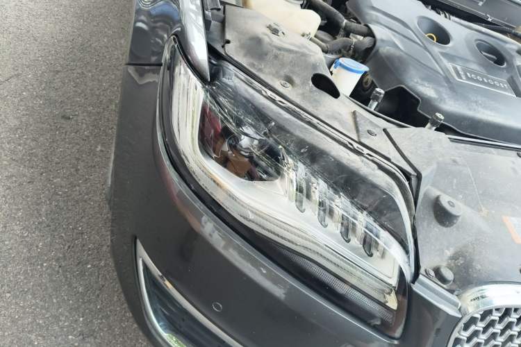 Used Lincoln MKZ 2016 2.0T Luxury Edition Right Front Headlight