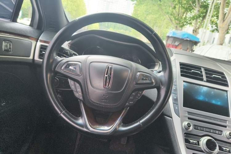 Used Lincoln MKZ 2016 2.0T Luxury Edition Steering Wheel