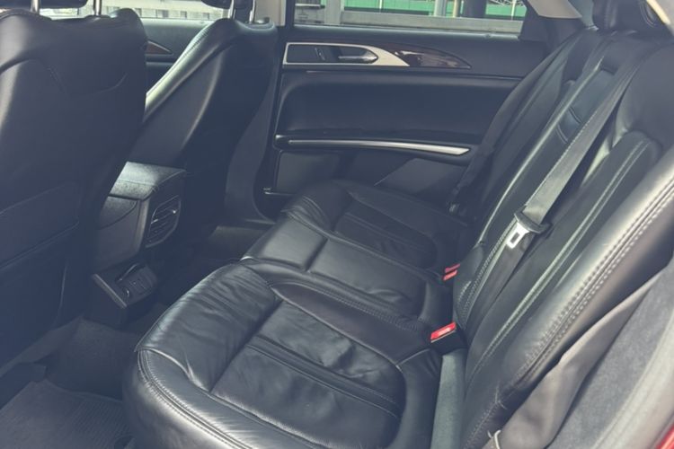 Used Lincoln MKZ 2016 2.0T Luxury Edition Interior 5