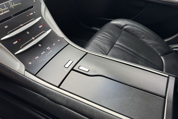 Used Lincoln MKZ 2016 2.0T Luxury Edition Interior 7