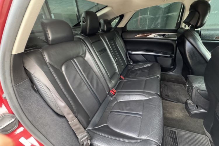 Used Lincoln MKZ 2016 2.0T Luxury Edition Interior 9