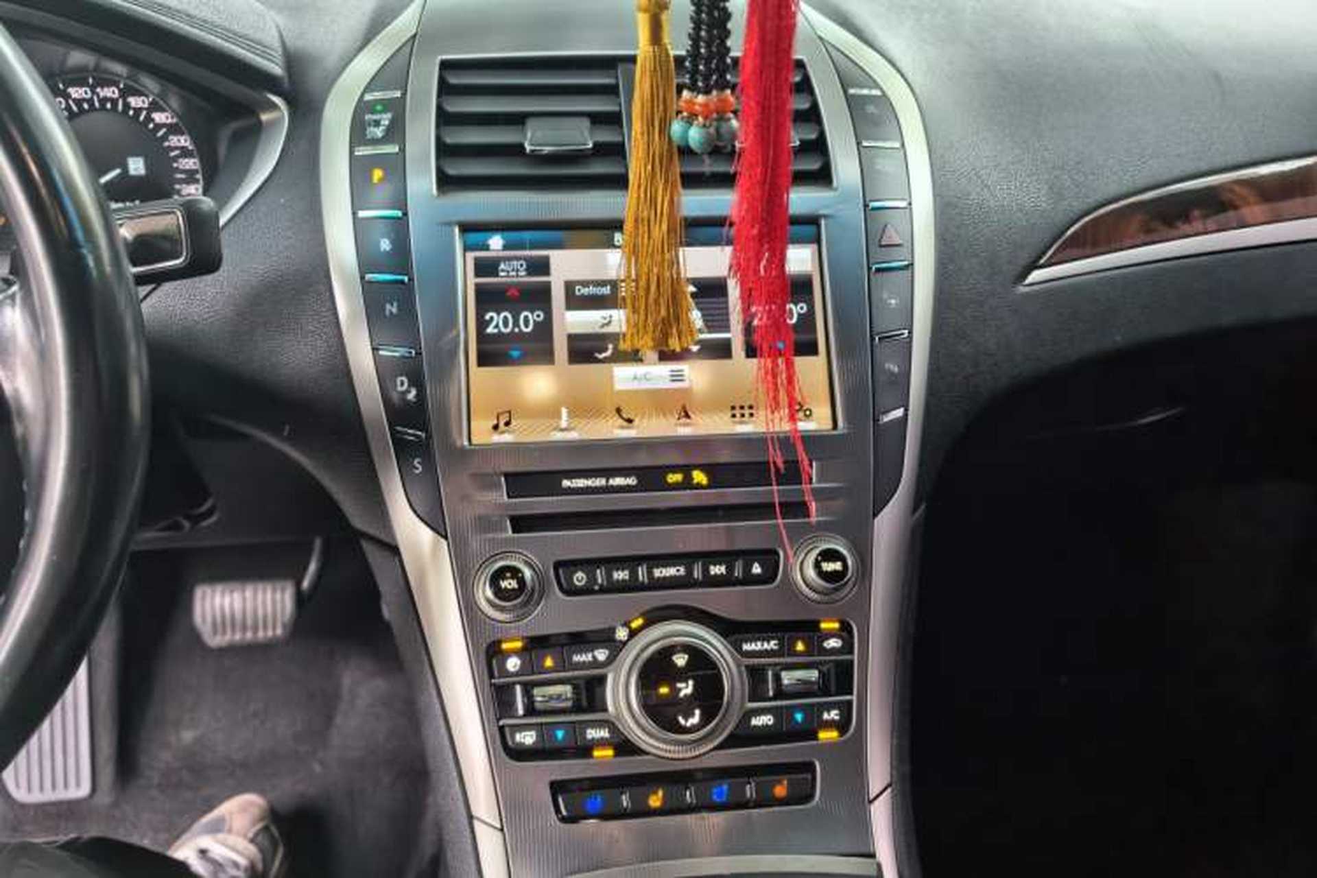 Used Lincoln MKZ 2016 2.0T Luxury Edition Audio And AC Panel