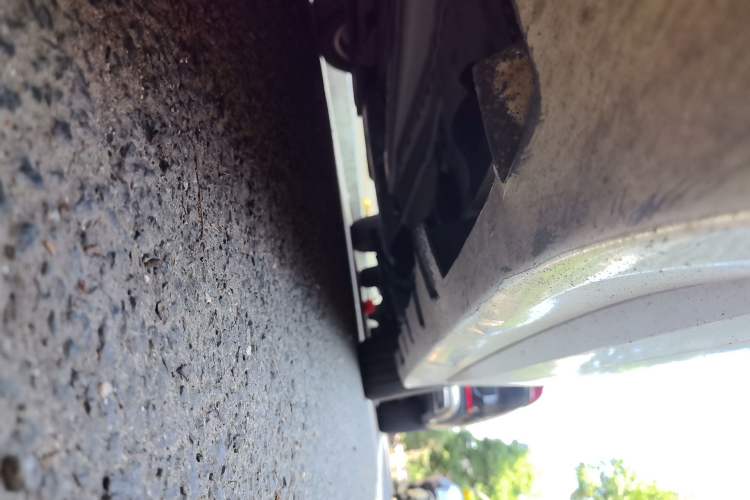 Used Lincoln MKZ  Chassis Front Left