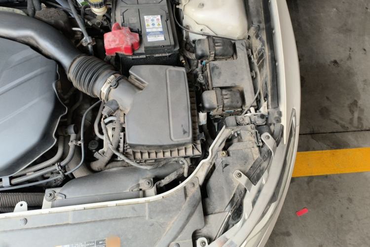 Used Lincoln MKZ 2016 2.0T Prestige Edition Engine Bay Left