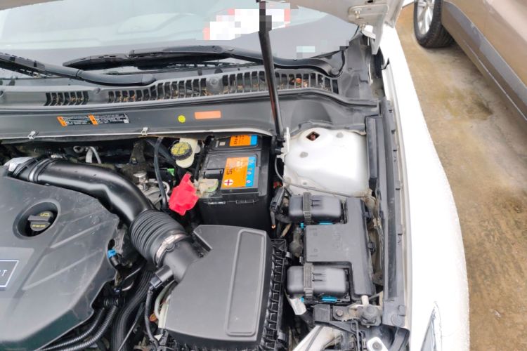 Used Lincoln MKZ 2016 2.0T Luxury Edition Engine Bay Left