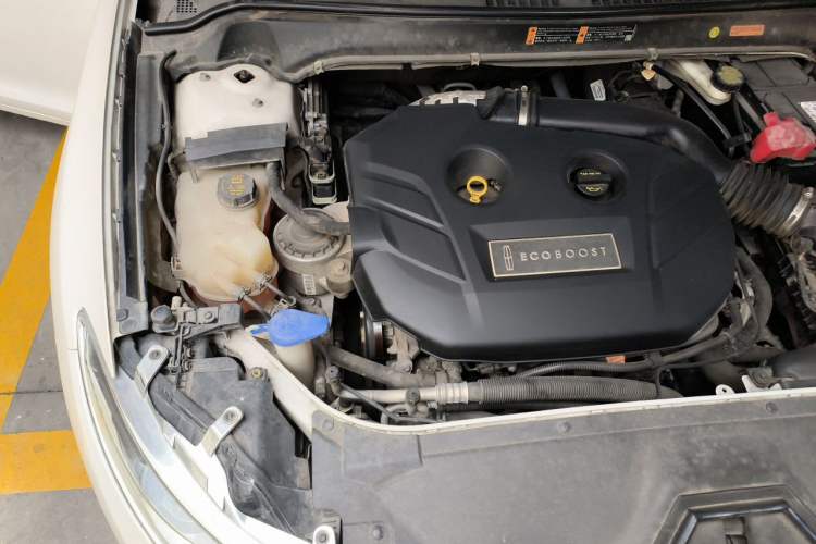 Used Lincoln MKZ 2016 2.0T Prestige Edition Engine Bay Right