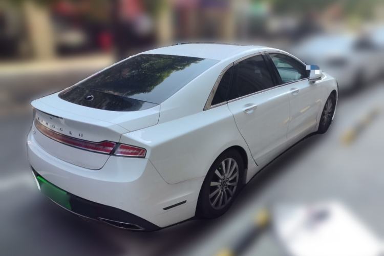 Used Lincoln MKZ  Rear Right 45 Deg
