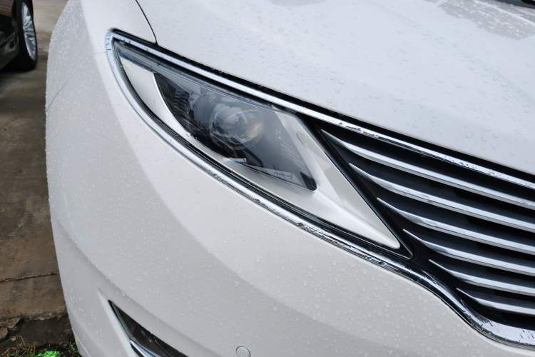 Used Lincoln MKZ 2016 2.0T Luxury Edition Right Front Headlight