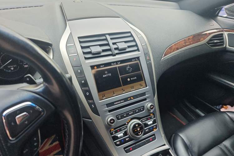Used Lincoln MKZ 2017 2.0T Luxury Edition Audio And AC Panel