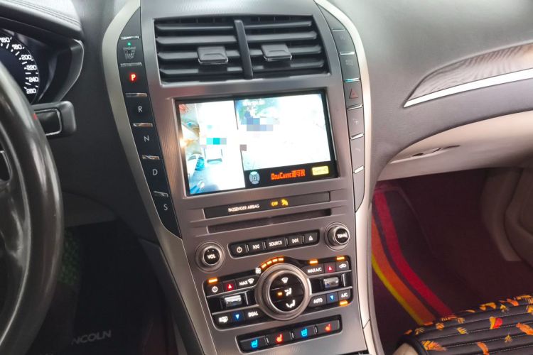 Used Lincoln MKZ 2017 2.0T Luxury Edition Audio And AC Panel