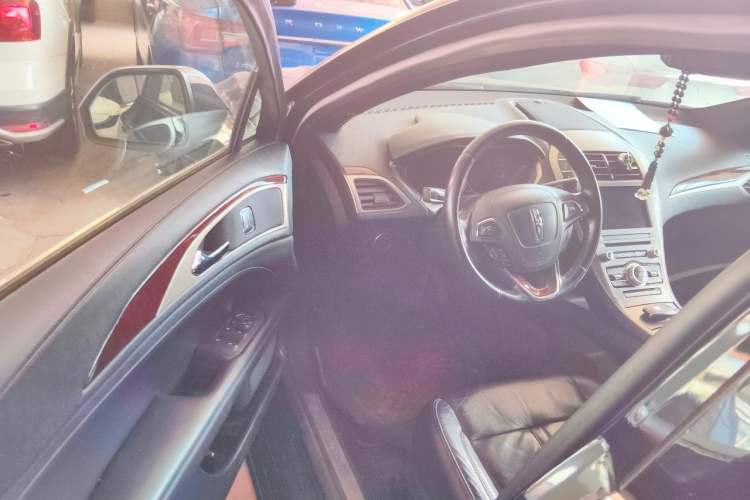 Used Lincoln MKZ 2017 2.0T Luxury Edition Driver Seat
