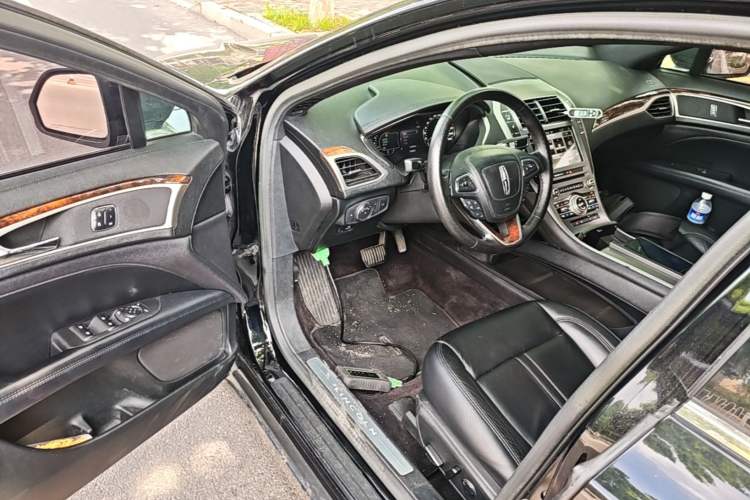 Used Lincoln MKZ 2017 2.0T Luxury Edition Driver Seat