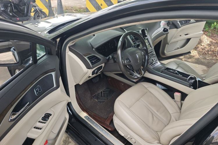 Used Lincoln MKZ 2017 2.0T Luxury Edition Driver Seat