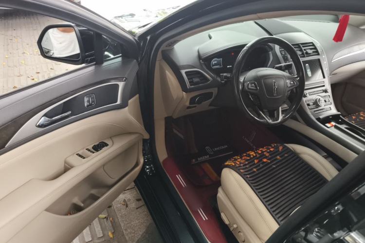 Used Lincoln MKZ 2017 2.0T Luxury Edition Driver Seat