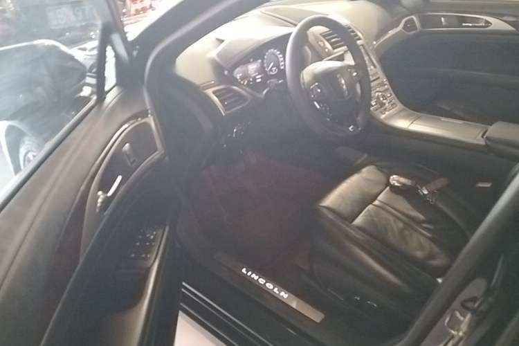 Used Lincoln MKZ 2017 2.0T Luxury Edition Driver Seat