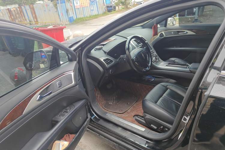 Used Lincoln MKZ 2017 2.0T Luxury Edition Driver Seat