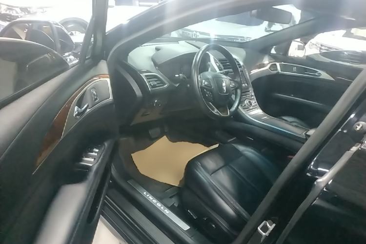 Used Lincoln MKZ 2017 2.0T Luxury Edition Driver Seat