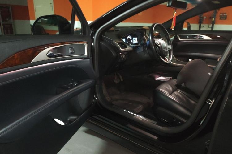 Used Lincoln MKZ 2017 2.0H Hybrid Luxury Edition Driver Seat