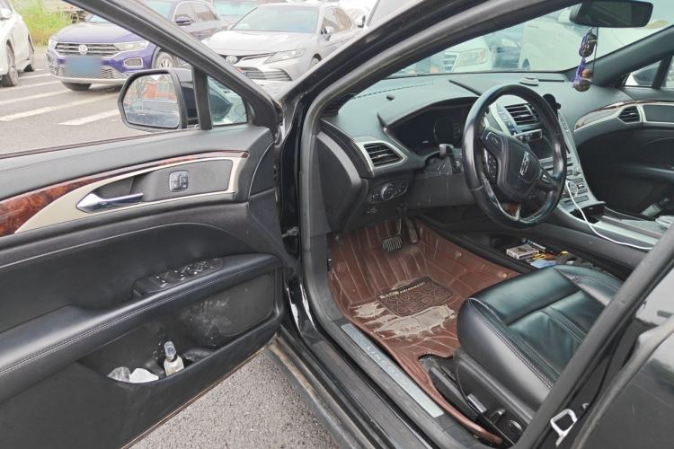 Used Lincoln MKZ 2017 2.0T Luxury Edition Driver Seat